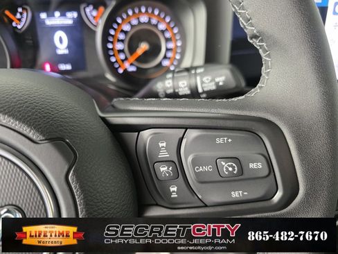 New 2026 Jeep Wrangler Unlimited Sport image 17