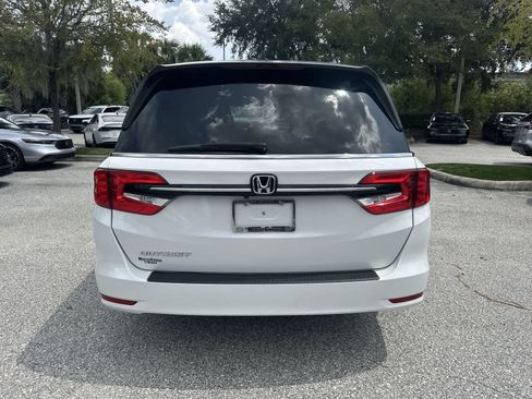 Used 2023 Honda Odyssey EX-L image 5