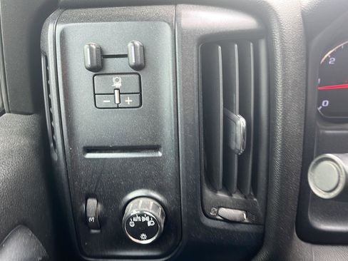 Used 2015 Chevrolet Silverado 2500 W/T w/ WT Convenience Package image 12