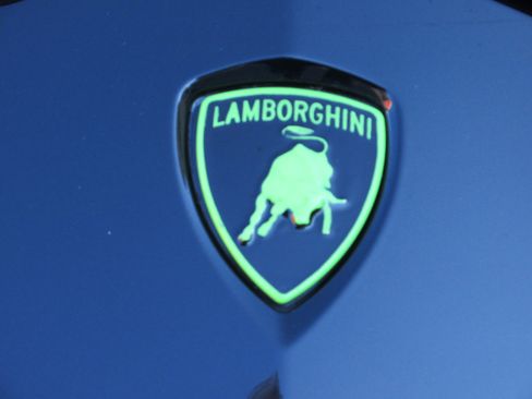 Used 2022 Lamborghini Urus image 5