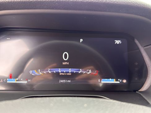 Used 2023 Jeep Grand Cherokee Limited RWD image 13