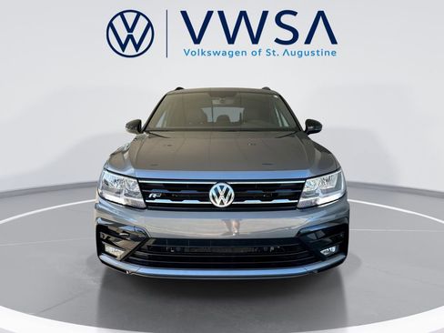 Certified 2021 Volkswagen Tiguan SE R-Line image 3