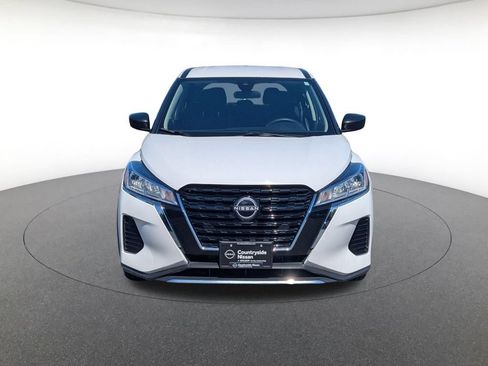 Used 2024 Nissan Kicks S FWD image 2