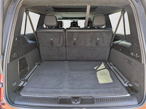 Used 2023 Jeep Grand Wagoneer L Series II w/ Flexible Seating Group AWD/4WD image 6