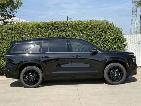 New 2026 Chevrolet Traverse RS FWD image 3
