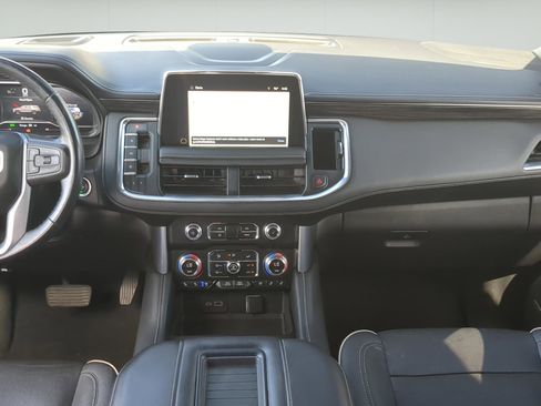 Used 2022 GMC Yukon SLT w/ SLT Luxury Package RWD image 19