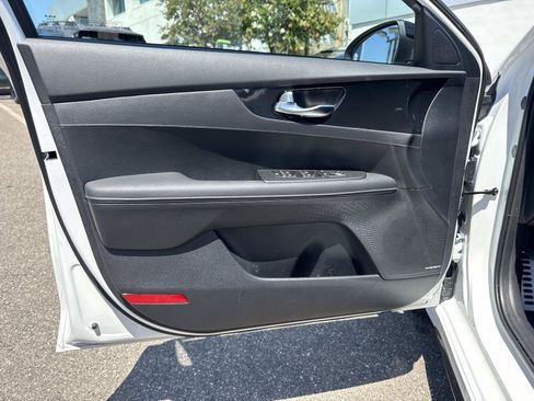 Used 2024 Kia Forte GT-Line w/ GT-Line Premium Package FWD image 21
