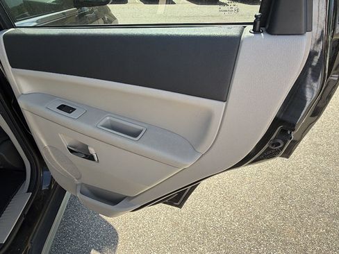 Used 2008 Jeep Grand Cherokee Limited w/ Quadra-Drive II 4X4 Group image 21