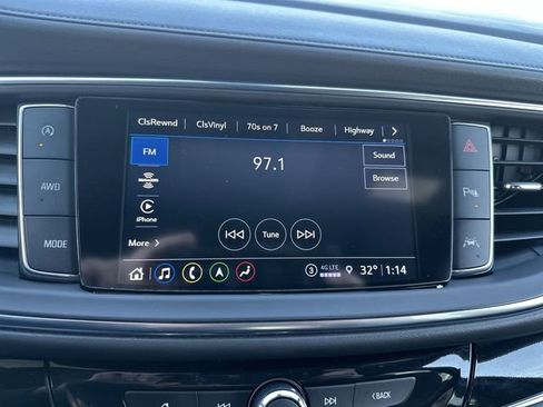 Certified 2023 Buick Enclave Avenir w/ Avenir Technology Package image 15