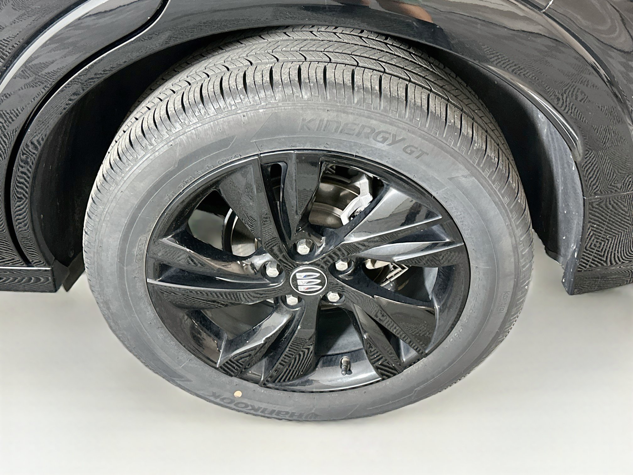 Used 2024 Buick Encore GX Sport Touring FWD image 11