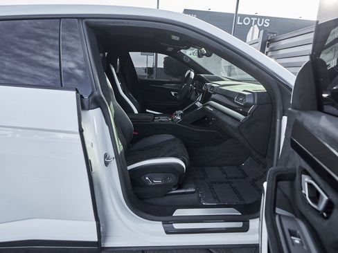 Used 2024 Lamborghini Urus Performante image 28