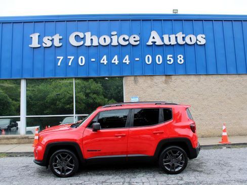 Used 2021 Jeep Renegade Latitude w/ Luxury Group II image 8