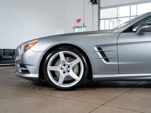 Used 2014 Mercedes-Benz SL 550 image 22