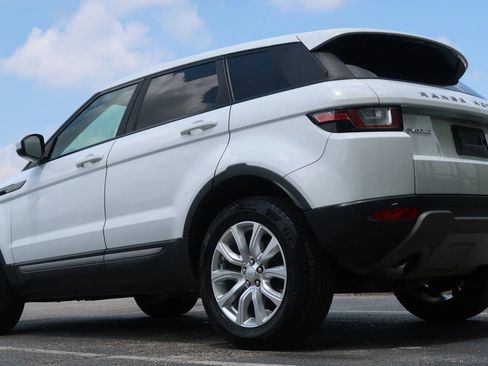 Used 2019 Land Rover Range Rover Evoque AWD/4WD image 13