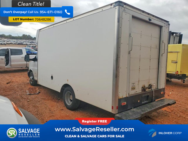 Used 2021 Chevrolet Express 3500 w/ Power Convenience Package RWD image 3