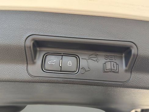 Used 2023 Ford Explorer ST w/ Equipment Group 401A AWD/4WD image 22