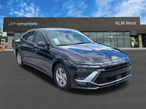 New 2025 Hyundai Sonata SE image 3