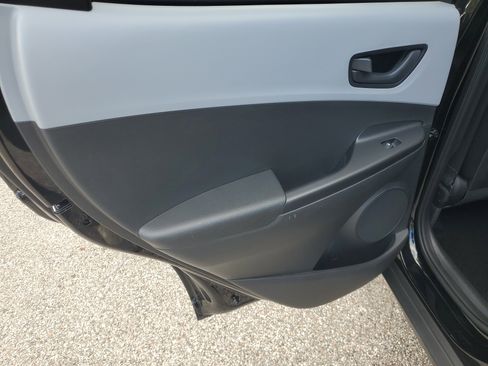 Used 2019 Hyundai Kona SEL w/ SEL Tech Package 02 image 19