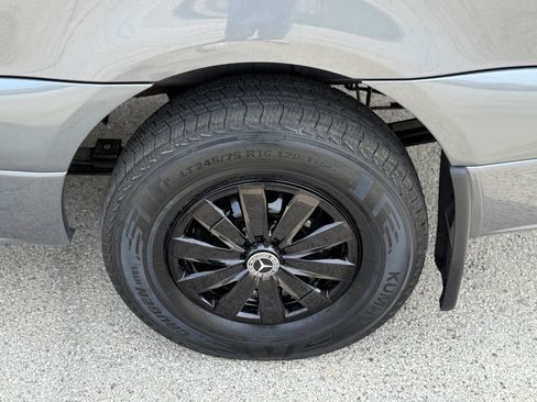 Used 2025 Mercedes-Benz Sprinter 2500 image 29