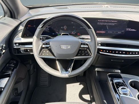 New 2026 Cadillac Lyriq Luxury RWD image 27