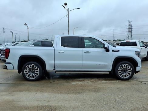 New 2026 GMC Sierra 1500 Denali Ultimate AWD/4WD image 8