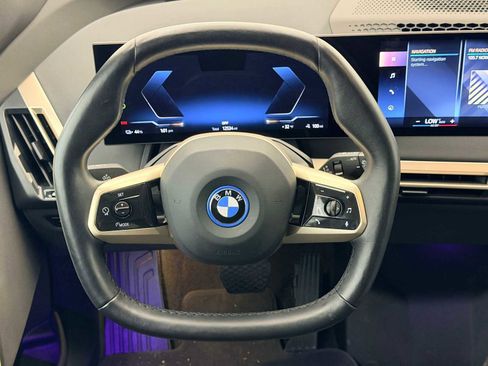 Used 2023 BMW iX xDrive50 w/ Sport Package image 23