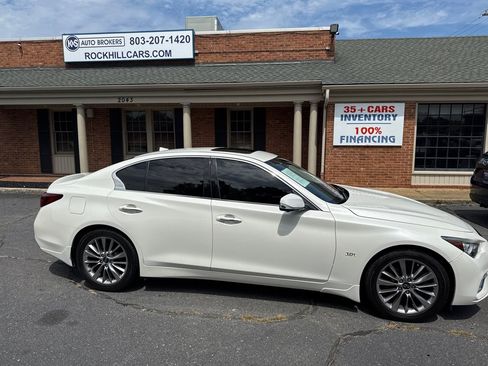 Used 2020 INFINITI Q50 Luxe w/ Essential Package (3.0T Luxe) AWD/4WD image 4
