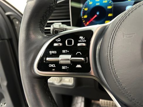 Used 2022 Mercedes-Benz GLS 580 4MATIC image 18