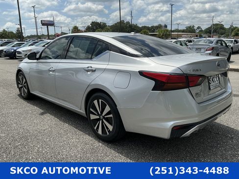 Used 2020 Nissan Altima 2.5 SL FWD image 3