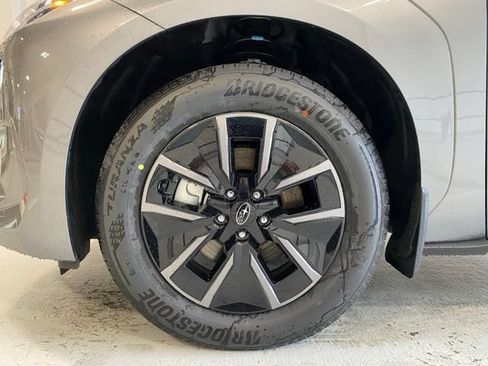 New 2026 Subaru Solterra AWD/4WD image 4