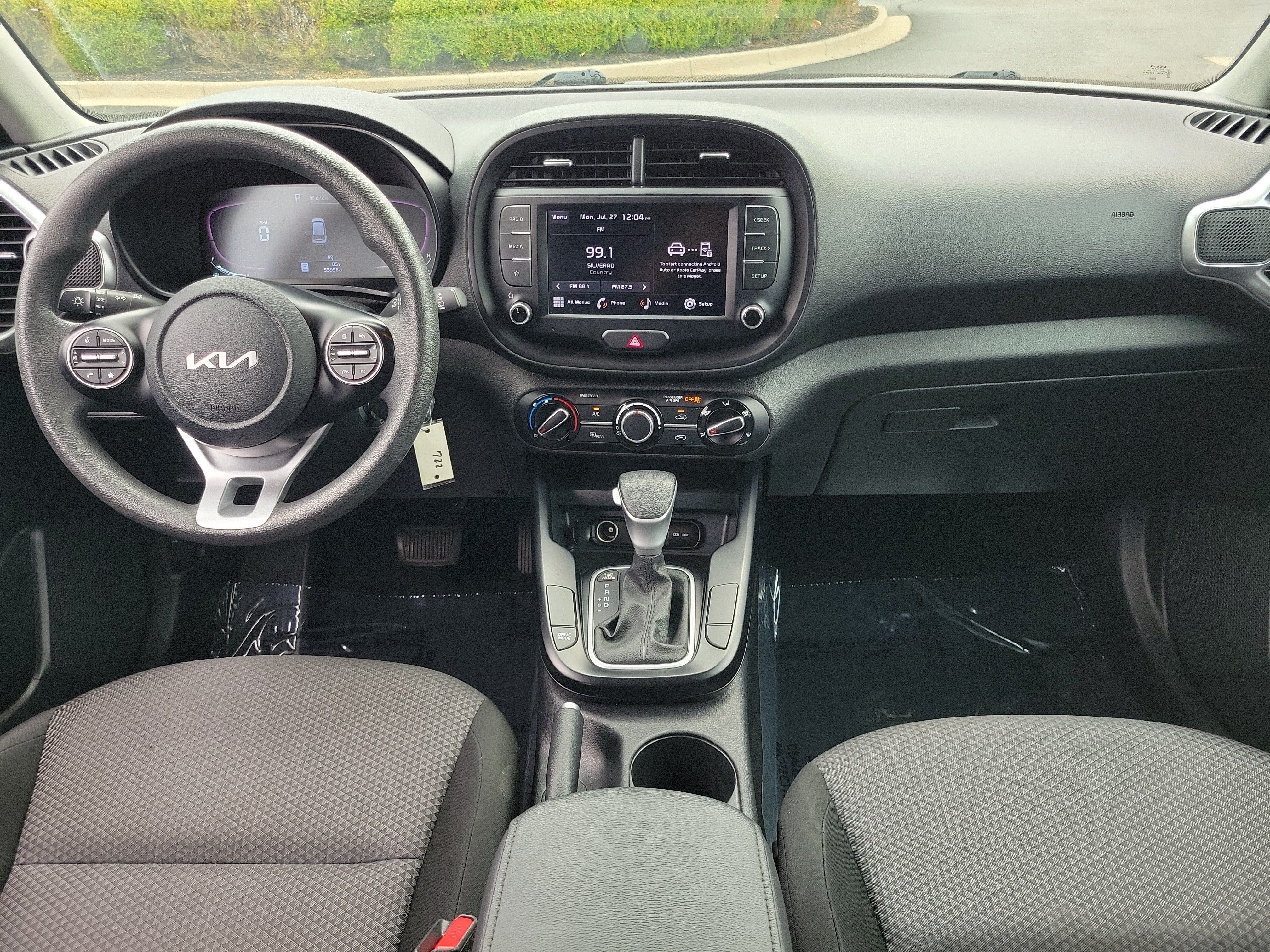 Used 2024 Kia Soul LX w/ Option Group 015 FWD image 9