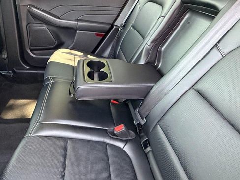 Used 2025 Ford Escape Platinum AWD/4WD image 16