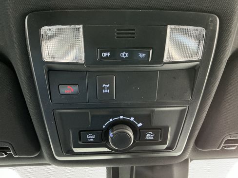 Certified 2023 Toyota Tacoma TRD Off-Road image 17