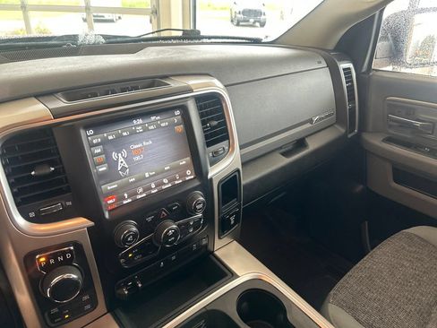 Used 2018 RAM 1500 Big Horn AWD/4WD image 17