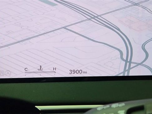 Used 2026 Genesis GV70 2.5T Select image 36