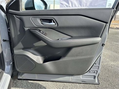 New 2026 Nissan Rogue SV w/ Cold Weather Package image 8