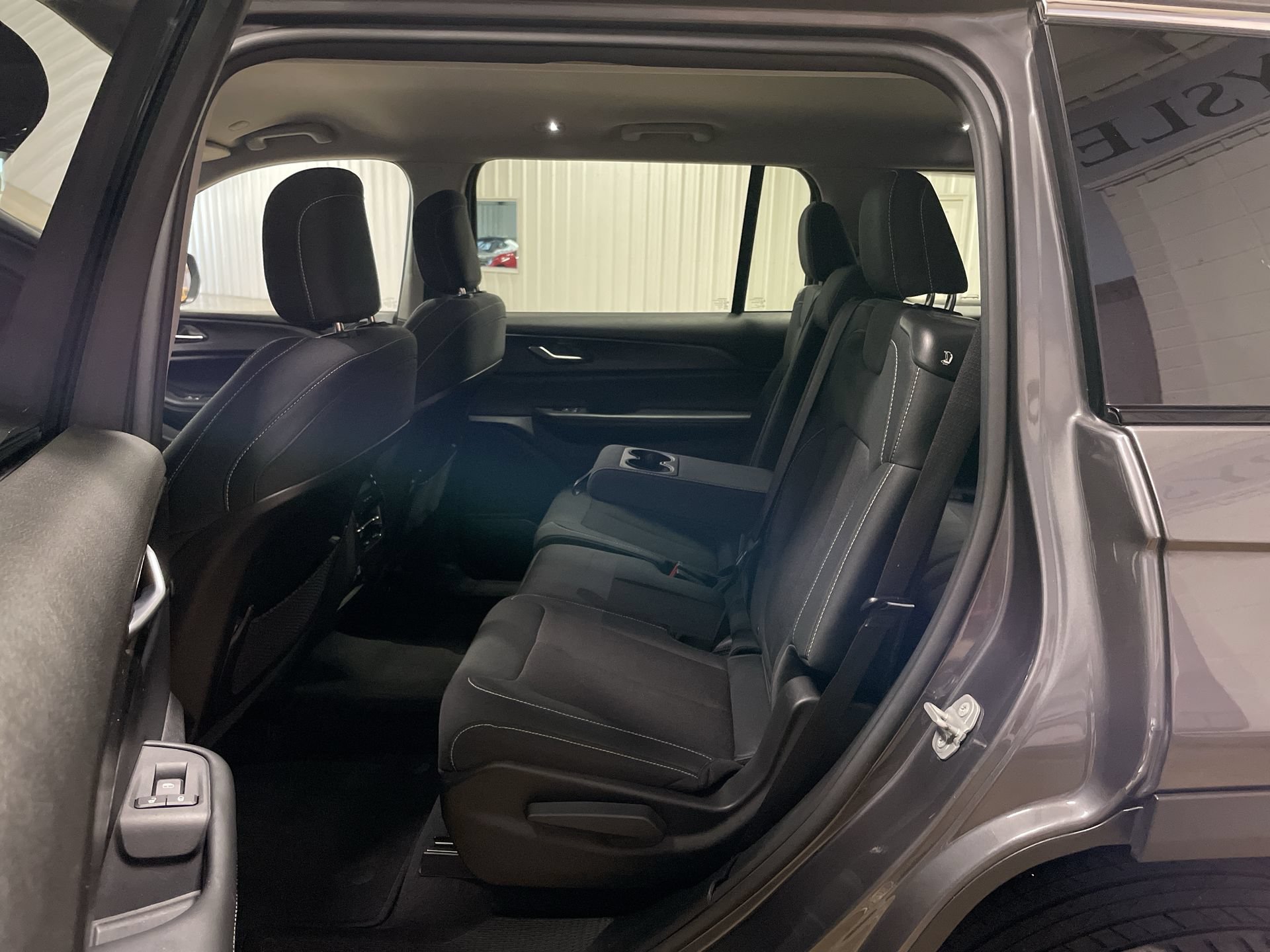 Used 2023 Jeep Grand Cherokee L Laredo w/ Luxury Tech Group I AWD/4WD image 22