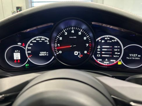 Used 2023 Porsche Panamera 4 Platinum Edition w/ Assistance Package AWD/4WD image 18