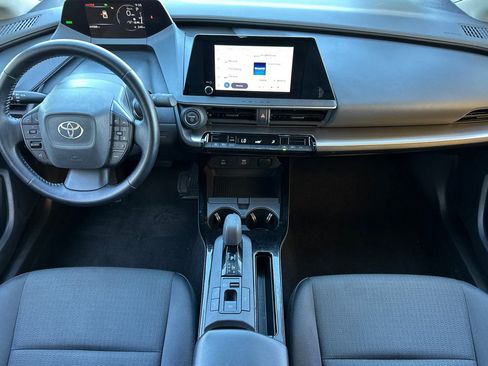 Used 2024 Toyota Prius LE FWD image 15