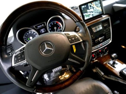 Used 2015 Mercedes-Benz G 550 image 8