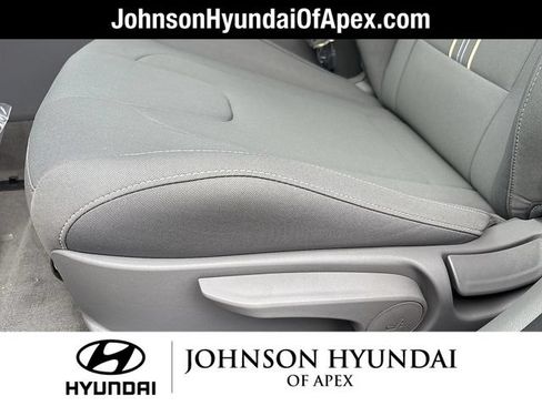 Used 2025 Hyundai Elantra Sport FWD image 30