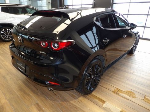 Used 2023 MAZDA MAZDA3 s image 6