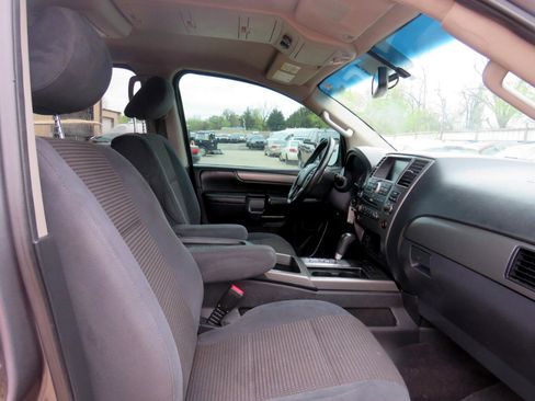 Used 2013 Nissan Armada SV image 17