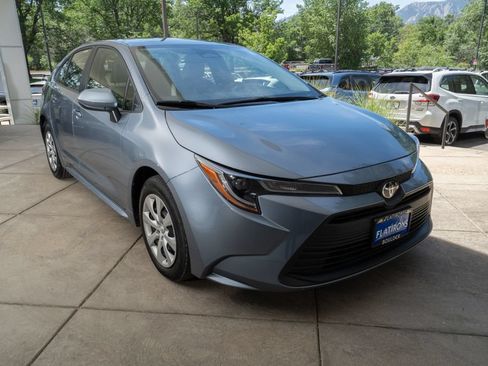 Used 2024 Toyota Corolla LE FWD image 2