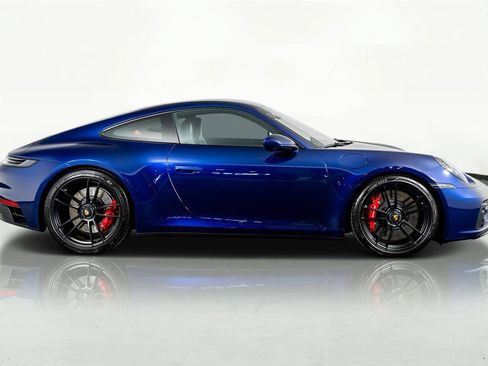 Used 2024 Porsche 911 Carrera GTS w/ Premium Package RWD image 5