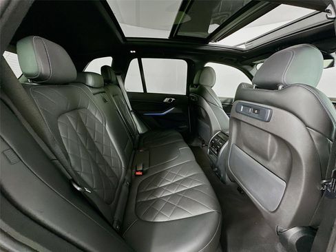 Certified 2023 BMW X5 xDrive40i w/ Premium Package image 28