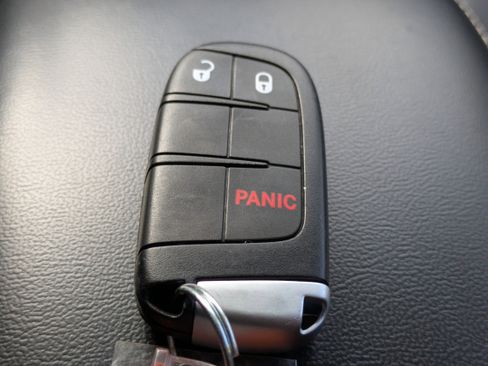 Used 2020 Dodge Journey Crossroad image 33