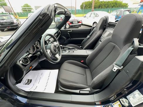 Used 2007 MAZDA MX-5 Miata Touring image 6