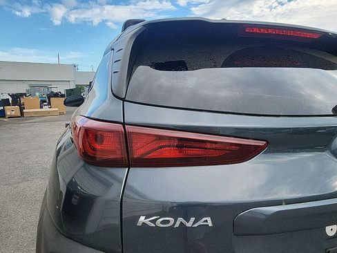 Used 2021 Hyundai Kona SEL Plus image 10