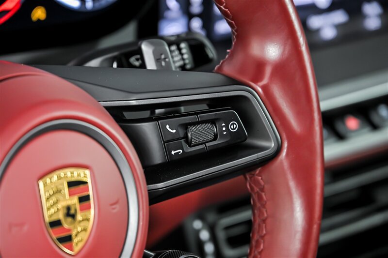 Used 2020 Porsche 911 Carrera S RWD image 24